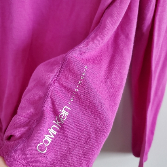 Calvin Klein Performance Shirt - Picture 2 of 5